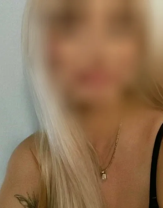 Charlotte, 33